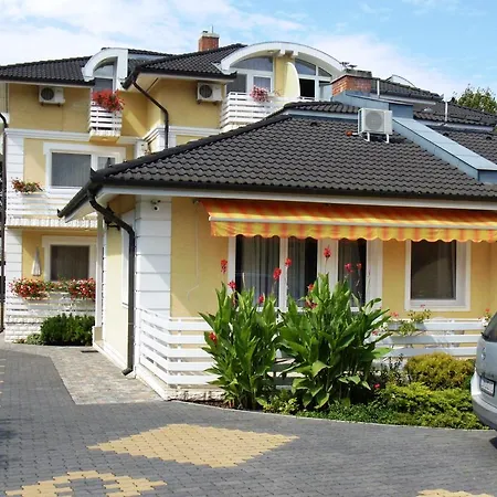 Hotel Bella 3*