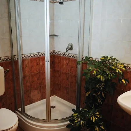 Bella Hotel 3*