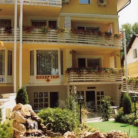 Hotel Apartman Bella Hotel 3*