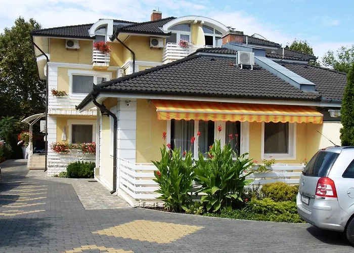 Hotell Apartman Bella Hotel 3*