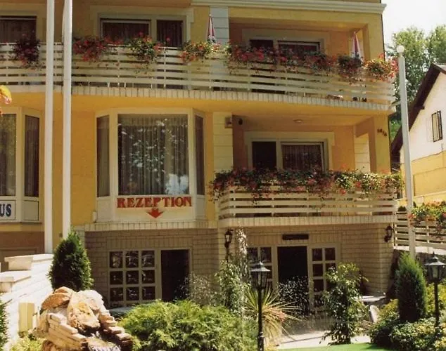 Hotel Apartman Bella Hotel 3*